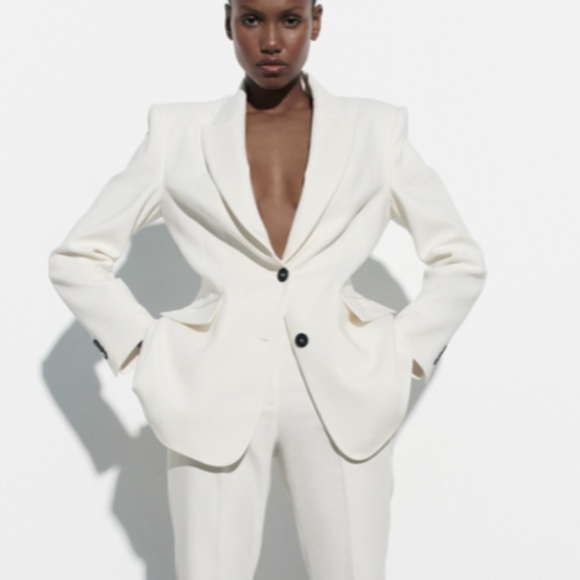 Zara Jackets & Blazers - NEW Zara White Seam Fitted Blazer size X-Large